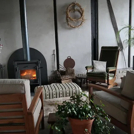 Onder De Bomen Bed & Breakfast